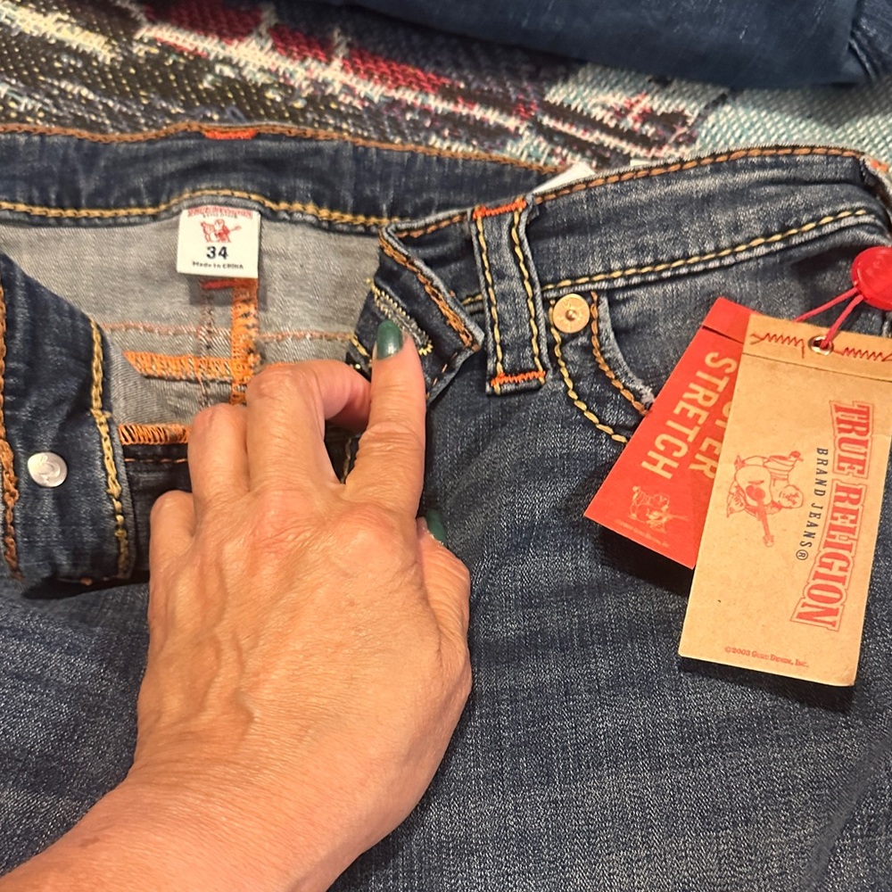 True Religion women Blue/ 34 Relaxed Jeans